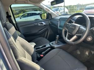 Isuzu D-Max 1.9TD double cab LS 4x4 auto - Image 5