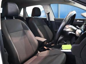 Volkswagen Polo hatch 1.0TSI Life manual - Image 20