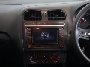 Volkswagen Polo Vivo hatch 1.4 Comfortline - Image 13