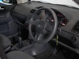 Volkswagen Polo Vivo hatch 1.4 Conceptline - Image 20