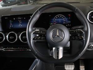 Mercedes-Benz GLA GLA200d Progressive - Image 10