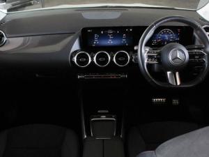 Mercedes-Benz GLA GLA200d Progressive - Image 18