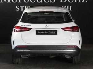 Mercedes-Benz GLA GLA200d Progressive - Image 8