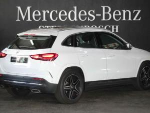 Mercedes-Benz GLA GLA200d Progressive - Image 9
