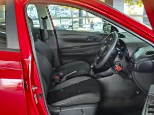 Hyundai i20 1.2 Motion - Image 12