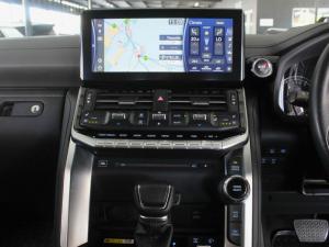 Toyota Land Cruiser 300 3.5T GR-Sport - Image 14