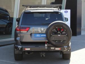 Toyota Land Cruiser 300 3.5T GR-Sport - Image 8