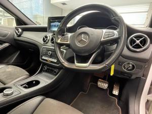 Mercedes-Benz GLA GLA200 - Image 15