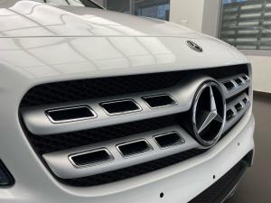 Mercedes-Benz GLA GLA200 - Image 3
