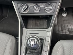 Volkswagen Polo hatch 1.0TSI Comfortline - Image 17