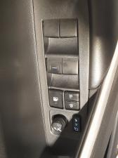 Toyota Corolla Cross 1.8 Xi - Image 22