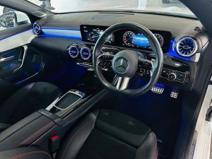 Mercedes-Benz CLA CLA200 Progressive - Image 4
