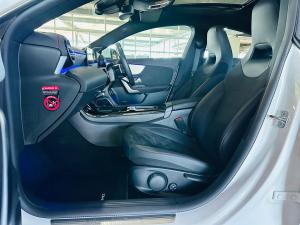 Mercedes-Benz CLA CLA200 Progressive - Image 5