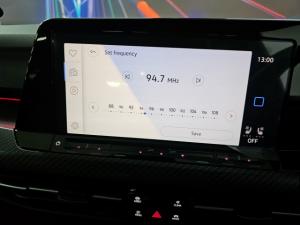 Volkswagen Golf R - Image 10