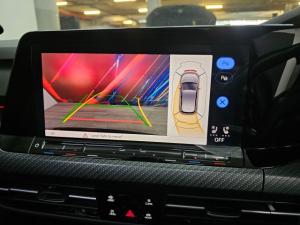 Volkswagen Golf R - Image 11