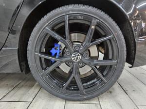 Volkswagen Golf R - Image 7