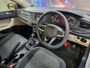 Volkswagen Polo sedan 1.6 auto - Image 5