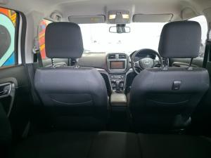 Toyota Urban Cruiser 1.5 XR - Image 13