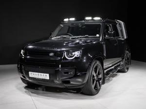 Land Rover Defender 110 D300 X-Dynamic HSE - Image 19