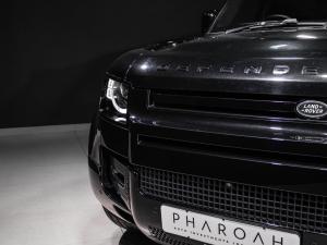 Land Rover Defender 110 D300 X-Dynamic HSE - Image 23