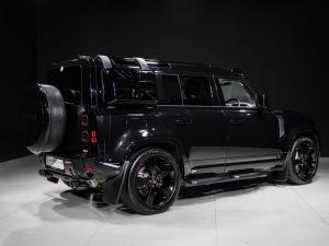 Land Rover Defender 110 D300 X-Dynamic HSE - Image 26