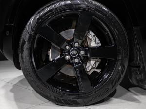 Land Rover Defender 110 D300 X-Dynamic HSE - Image 8