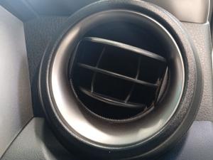 Toyota RAV4 2.0 GX auto - Image 15