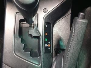 Toyota RAV4 2.0 GX auto - Image 23