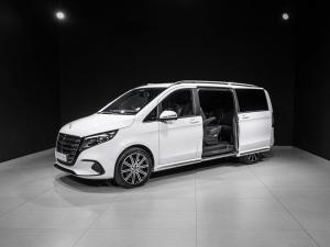 Mercedes-Benz V-Class V300d Exclusive - Image 11
