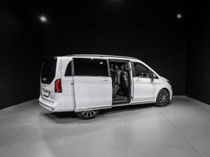 Mercedes-Benz V-Class V300d Exclusive - Image 24
