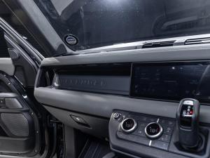 Land Rover Defender 110 D240 X-Dynamic SE - Image 19
