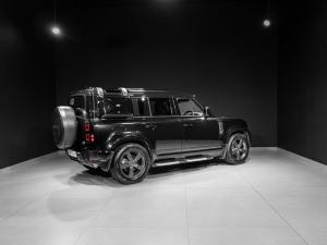 Land Rover Defender 110 D240 X-Dynamic SE - Image 24
