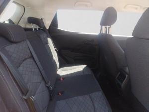 Mahindra XUV 3XO 1.2T MX2 manual - Image 12