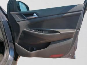Hyundai Tucson 2.0 Premium auto - Image 11