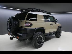 Toyota FJ Cruiser FJ Cruiser - Image 2