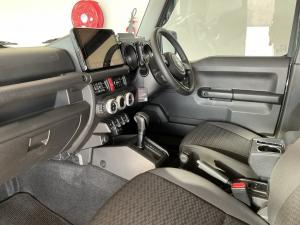 Suzuki Jimny 1.5 GLX AllGrip 5-door auto - Image 7