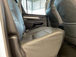 Toyota Hilux 2.8GD-6 double cab 4x4 Raider auto - Image 17