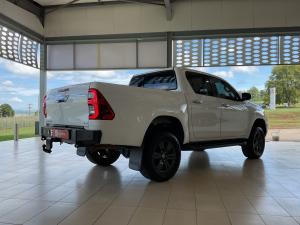Toyota Hilux 2.8GD-6 double cab 4x4 Raider auto - Image 2