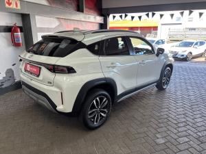 Toyota Starlet Cross 1.5 XR manual - Image 2