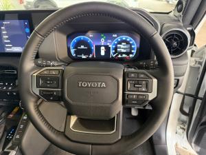 Toyota Land Cruiser Prado 2.8GD VX-L - Image 8
