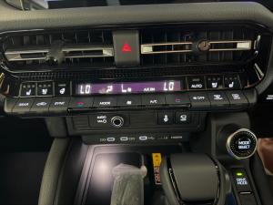 Toyota Land Cruiser Prado 2.8GD VX-L - Image 14