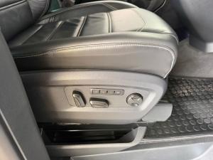 Volkswagen Caravelle 2.0BiTDI Highline 4Motion - Image 16