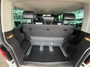 Volkswagen Caravelle 2.0BiTDI Highline 4Motion - Image 17