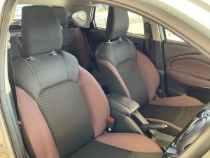 Toyota Starlet Cross 1.5 XS manual - Image 17