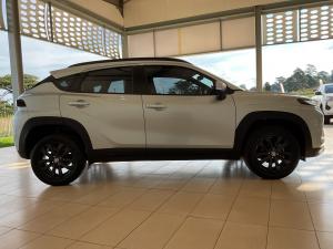 Toyota Starlet Cross 1.5 XS manual - Image 3