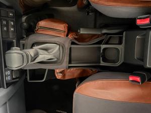 Toyota Land Cruiser 76 2.8GD-6 station wagon VX - Image 12