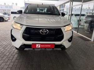 Toyota Hilux 2.4GD-6 double cab Raider manual - Image 4