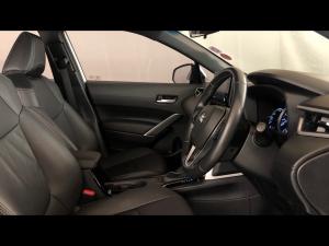 Toyota Corolla Cross 1.8 Hybrid XS - Image 10