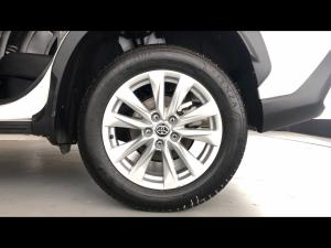 Toyota Corolla Cross 1.8 Hybrid XS - Image 19