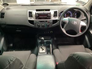 Toyota Fortuner 2.5D-4D auto - Image 6